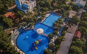 Spring Garden Hotel Lk